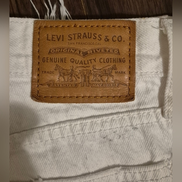 Levi's Wedgie Fit Straight Jeans in Cloud Bank - Picture 4 of 11